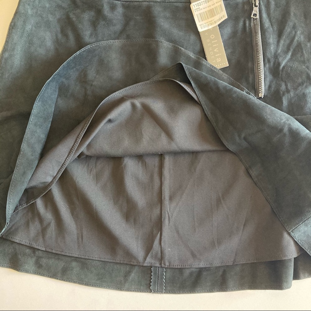 *SOLD*❤️Host Pick Alice + Olivia Suede Skirt NWT - Picture 7 of 9